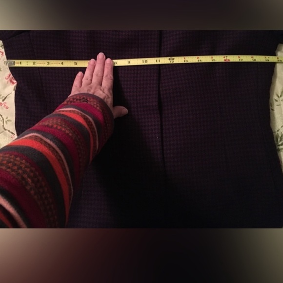 Jones New York Beautiful Skirt Suit - Picture 4 of 4